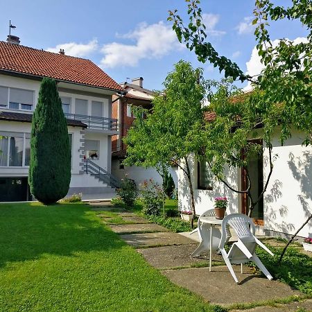 Garden Guesthouse Gjakova Dış mekan fotoğraf