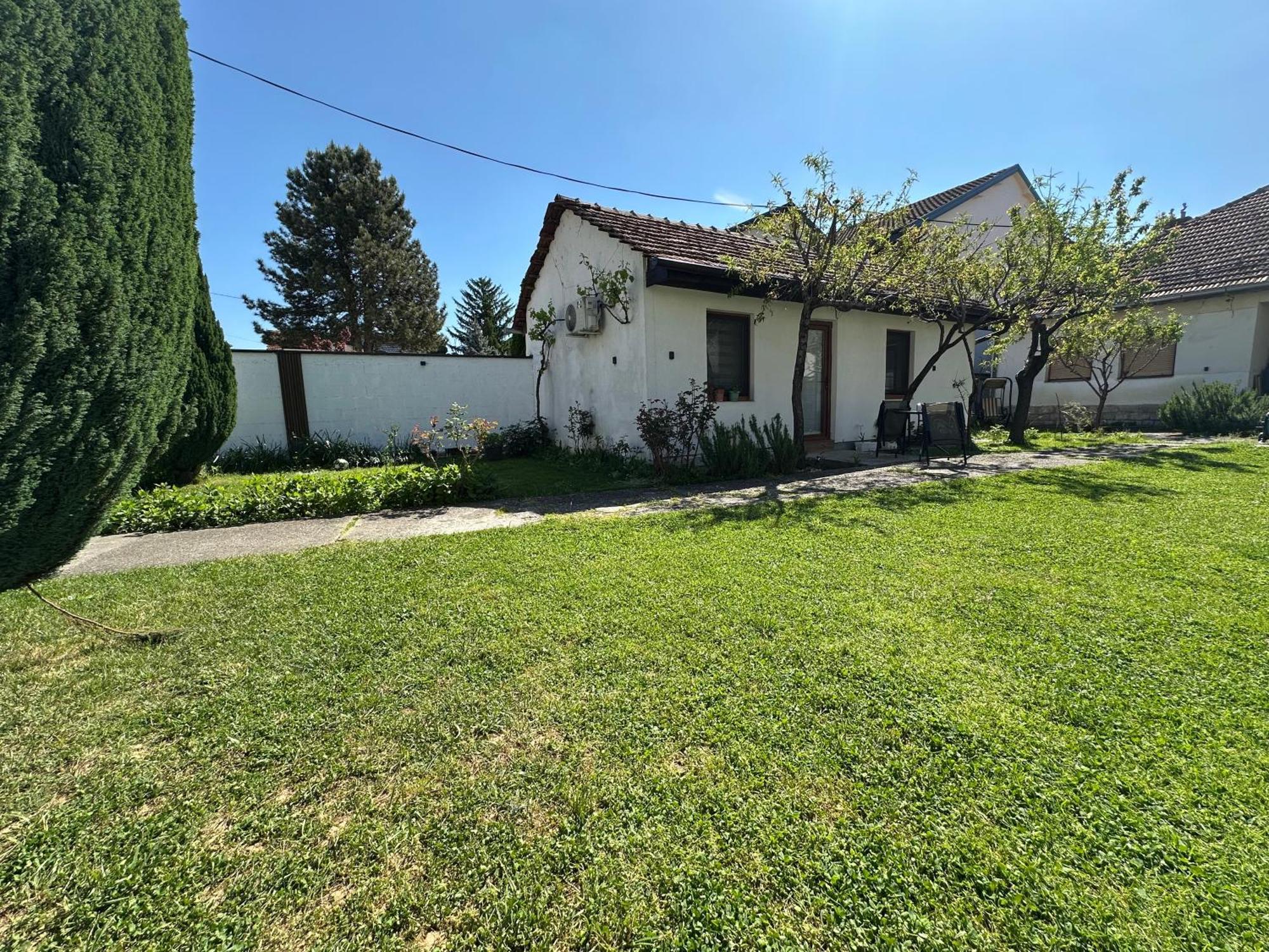 Garden Guesthouse Gjakova Dış mekan fotoğraf