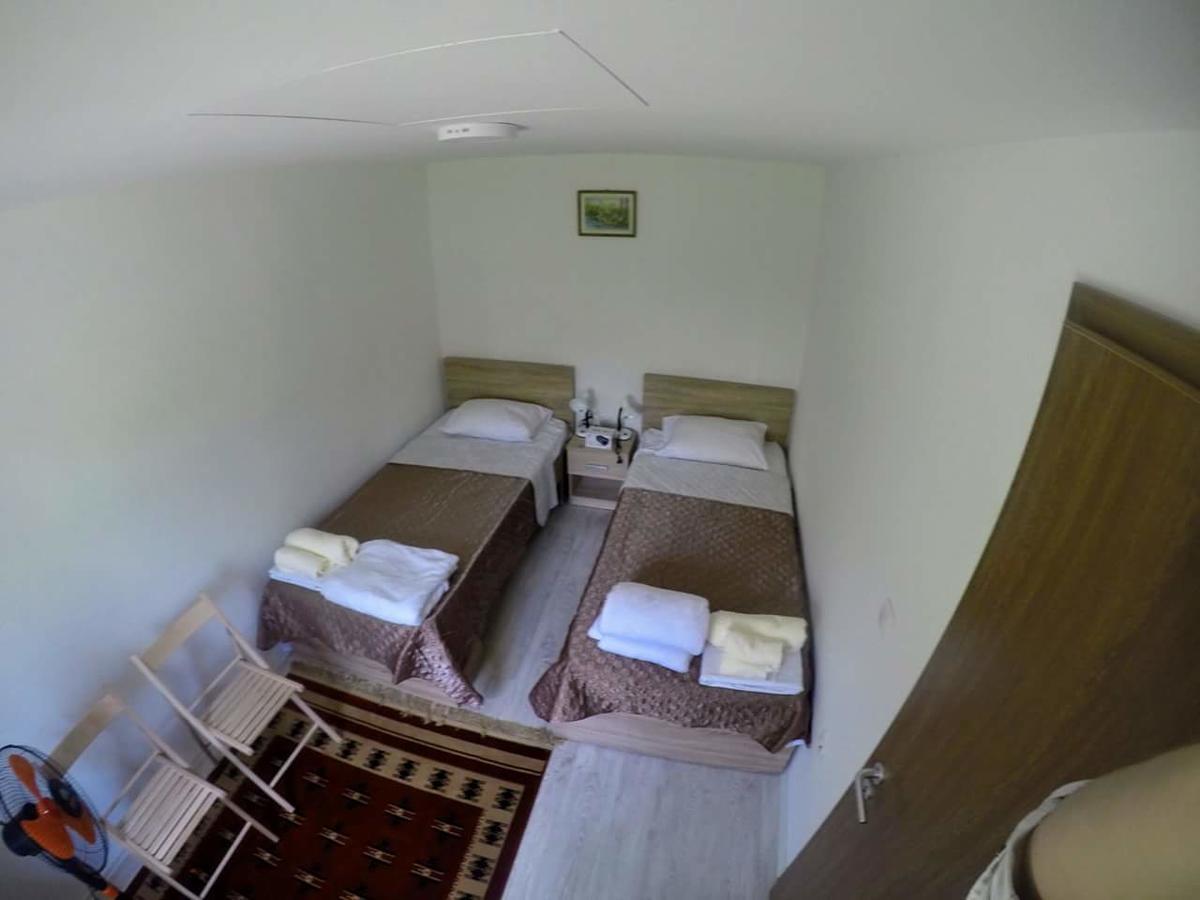 Garden Guesthouse Gjakova Dış mekan fotoğraf
